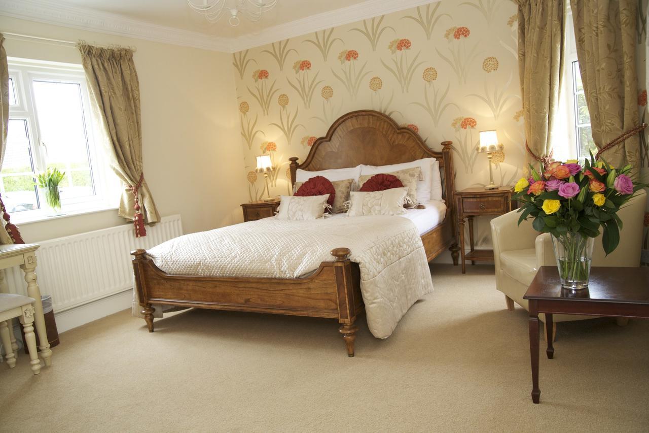 The Pytchley Inn West Haddon Eksteriør billede